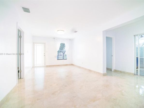 12615 E Randall Park Dr #1