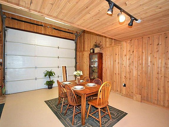 4th image of 3018 Cile St