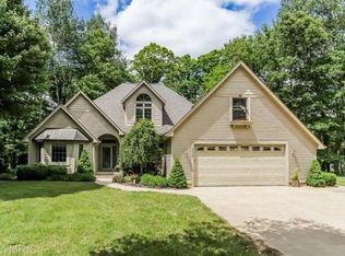 2650 Bear Creek Dr, Allegan, MI 49010