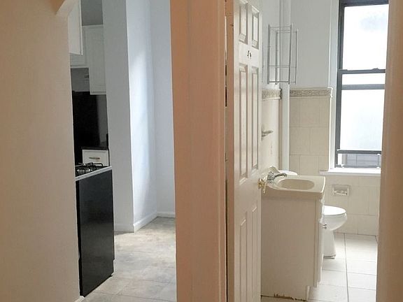 2nd image of 625 W 156th St #6DD