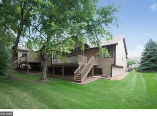 13316 Huntington Dr, Apple Valley, MN 55124