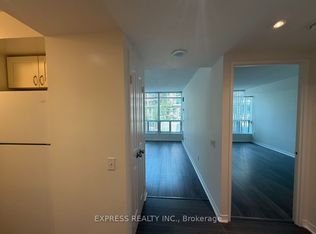 942 Yonge St #212, Toronto, ON M4W 3S8