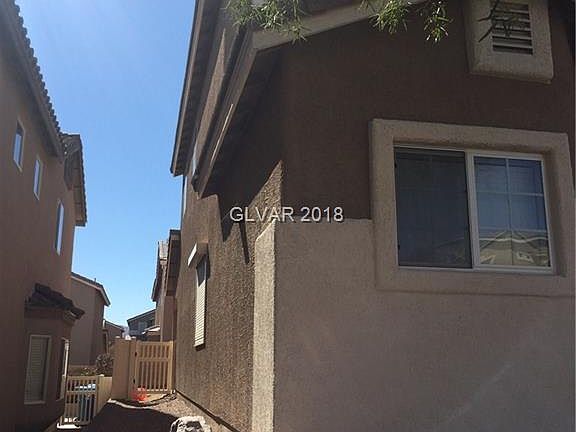 2nd image of 5133 Tunnel Falls Dr