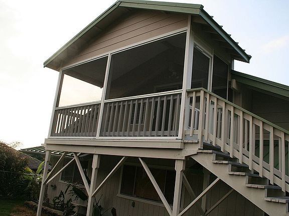 Upstairs lanai from backyard