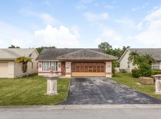 1902 NW 97th Ave, Coral Springs, FL 33071