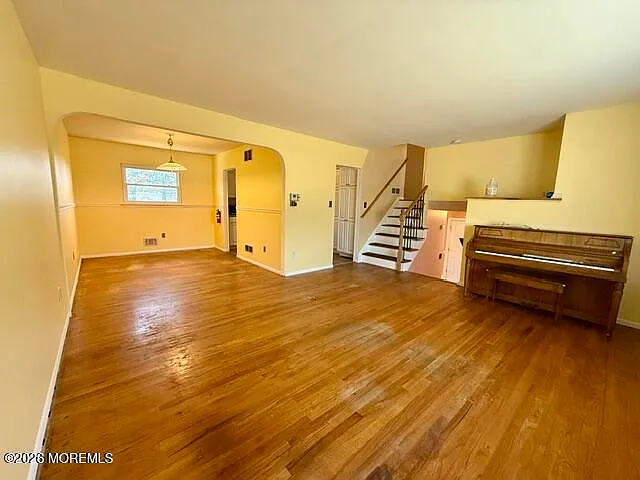5 Sussex Ct — Photo 15