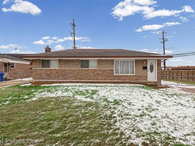 32955 Hawthorne Dr, Warren, MI, 48092