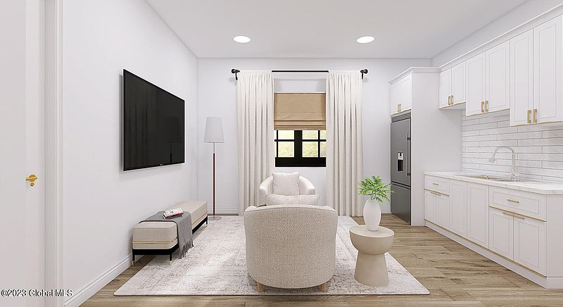 4th image of 36 Farmington Court