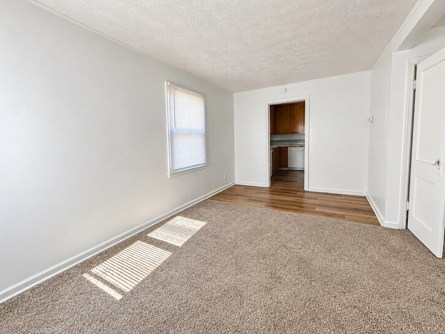 3222 W Minnesota St — Photo 2