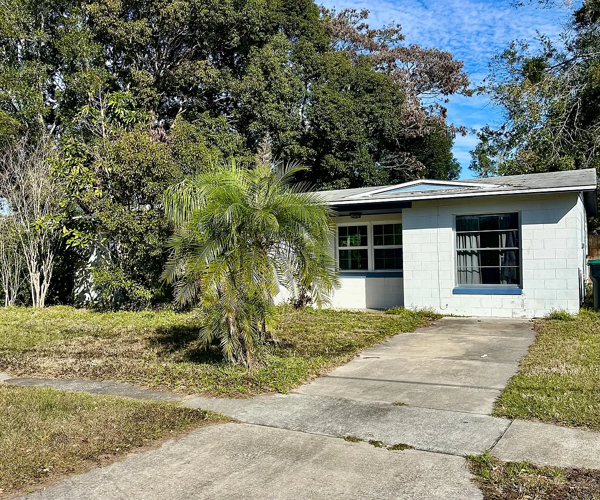 Building Photo - 5807 Colchester Dr