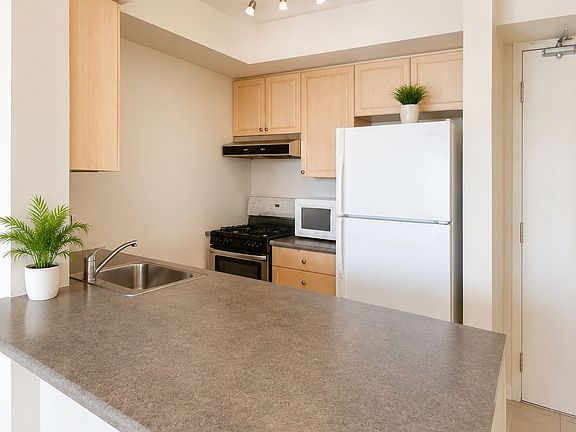 3rd image of 155 Beecroft Rd #1909
