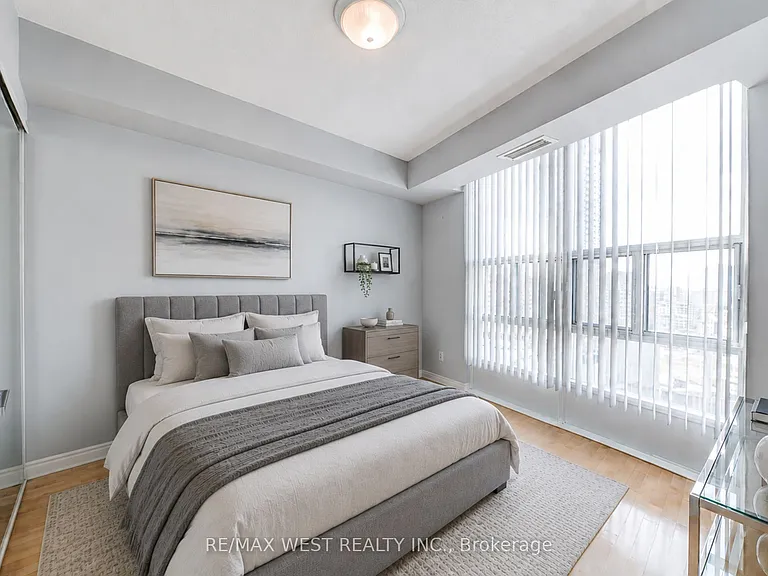 1 Elm Dr W #1611 — Photo 16