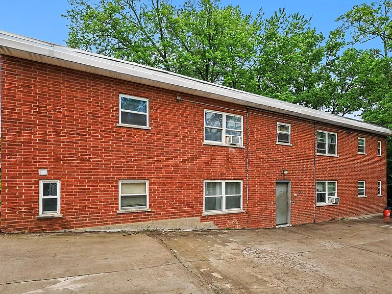 3348 Ninann Ct — Photo 2