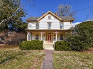 13 Kerr St, Onancock, VA 23417