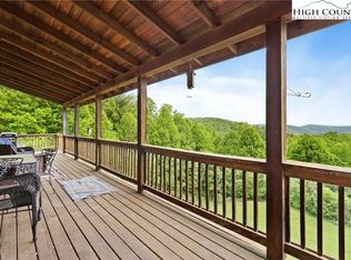 248 Overlook Dr, Crumpler, NC 28617