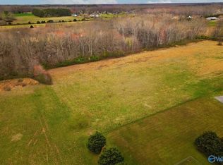 3.3 Sunkist Dr, Hazel Green, AL 35750