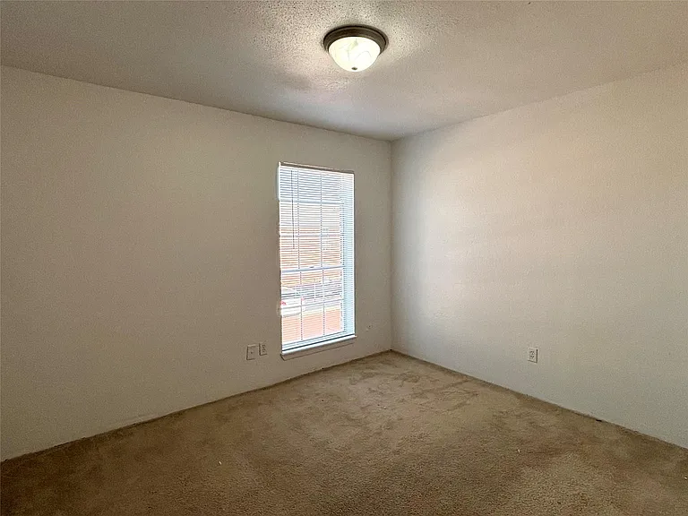 9201 Clarewood Dr #129 — Photo 15