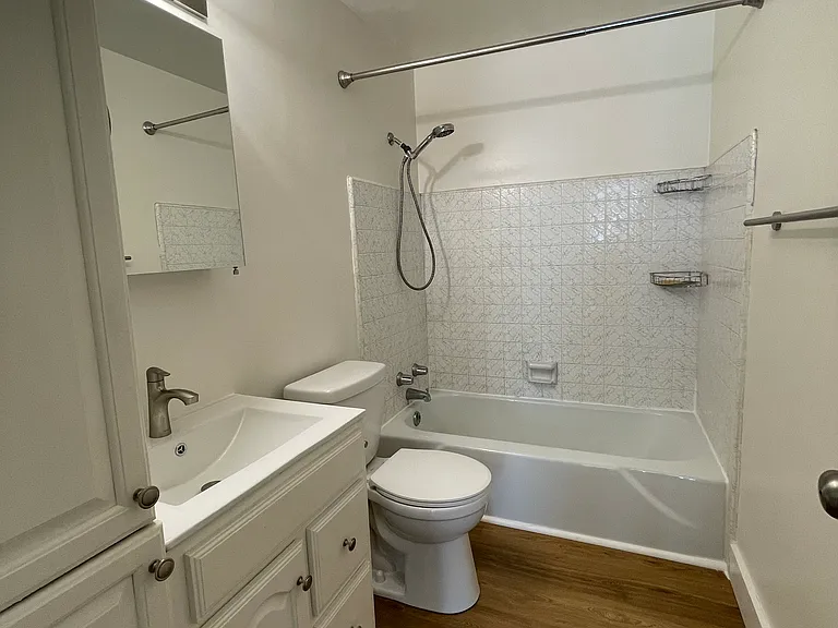 807 E Whitemaple Way — Photo 8
