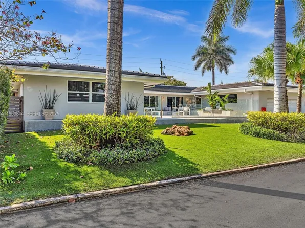 840 S Southlake Dr, Hollywood, FL 33019