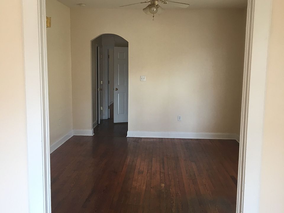 2nd image of 1514 France St