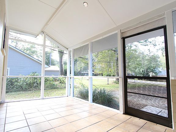 5th image of 568 Teal Ln