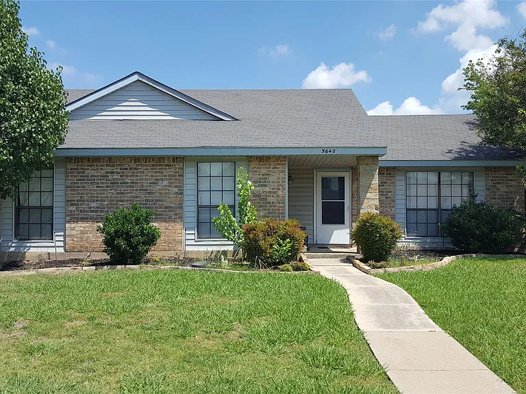 5640 Turner St — Photo 1