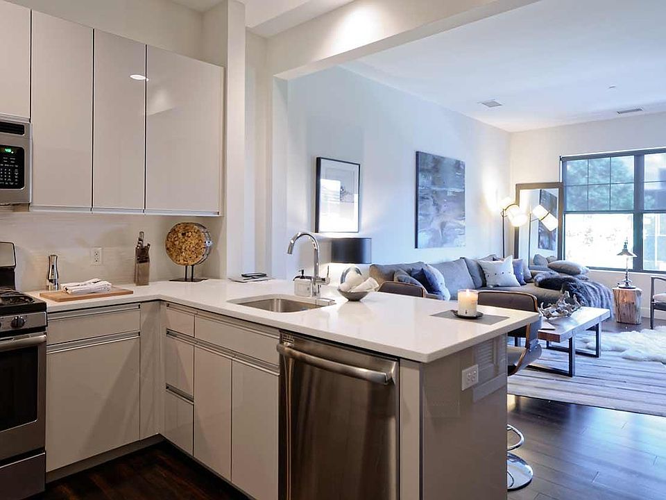 1st image of 24 N Main St APT 3D