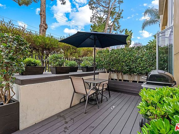 4th image of 1120 N El Centro Avenue #3
