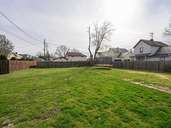 4th image of 236 Fair Ave NE