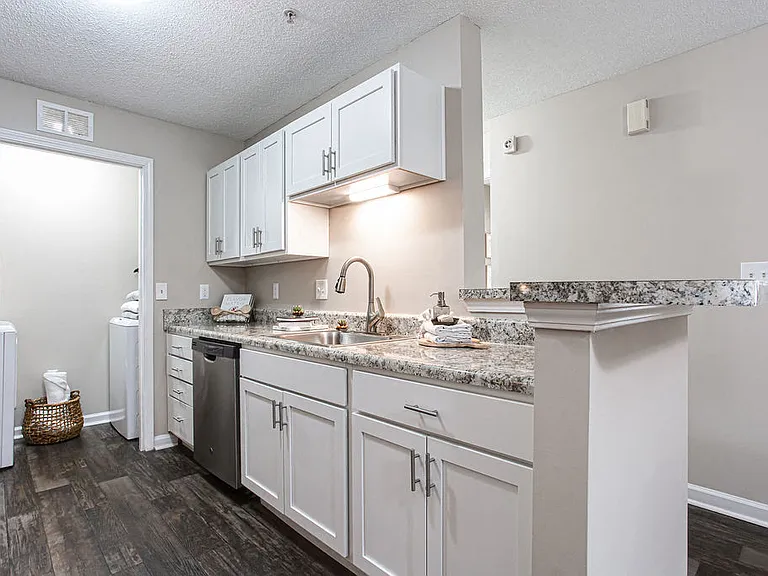 Indigo Apartments Gainesville — Photo 59