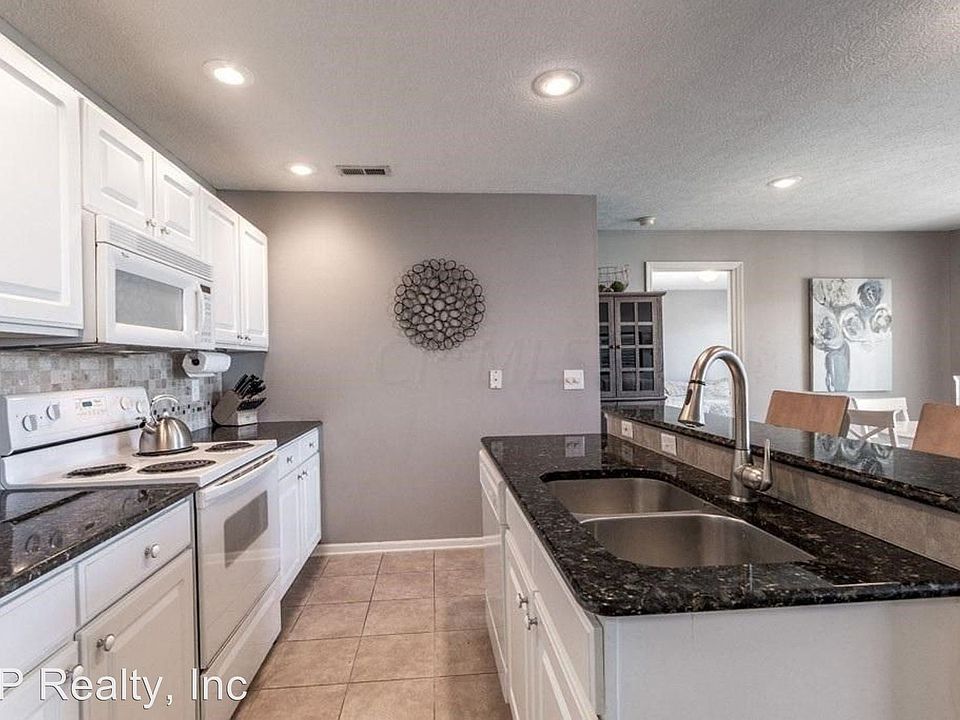 1st image of 5574 Viningbrook Dr