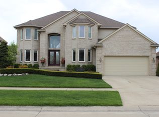 16038 Harvest Spring Ln, Macomb, MI 48042