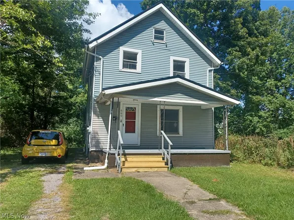 660 4th St SW, Warren, OH 44483