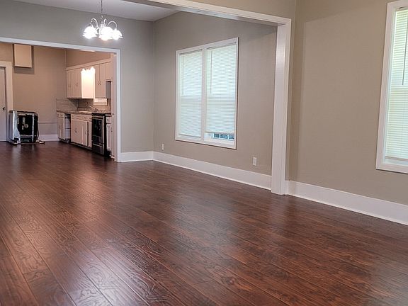 living room / dining room