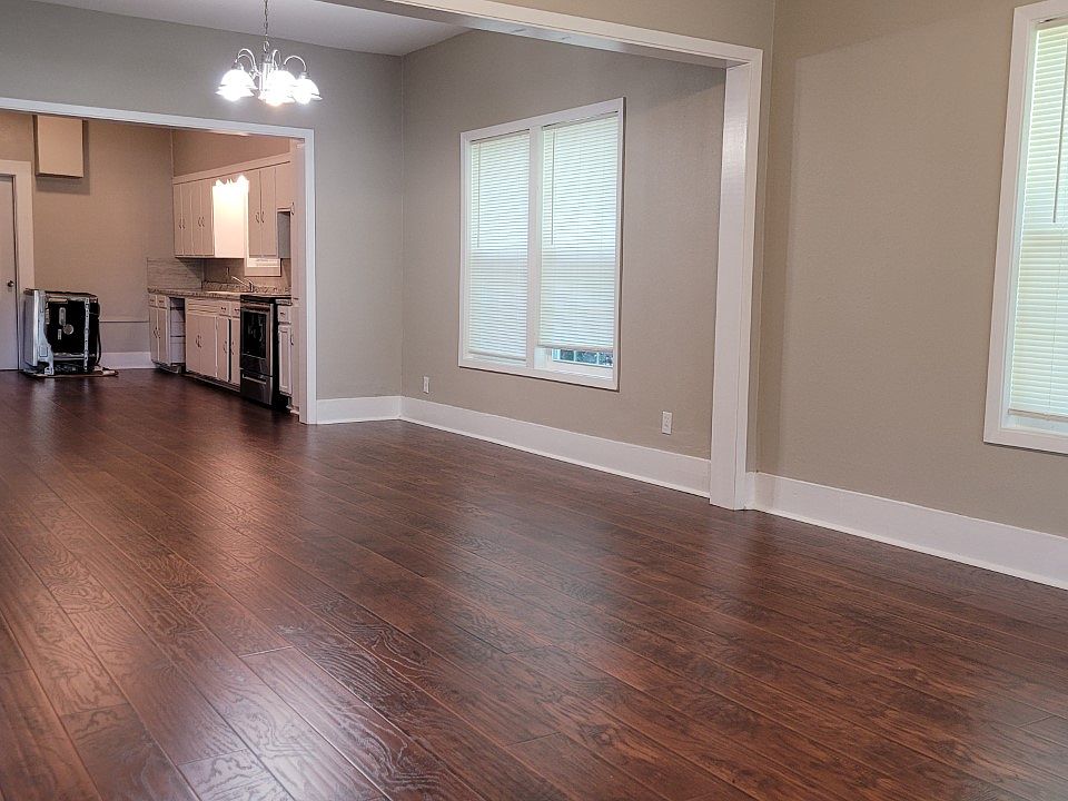 living room / dining room
