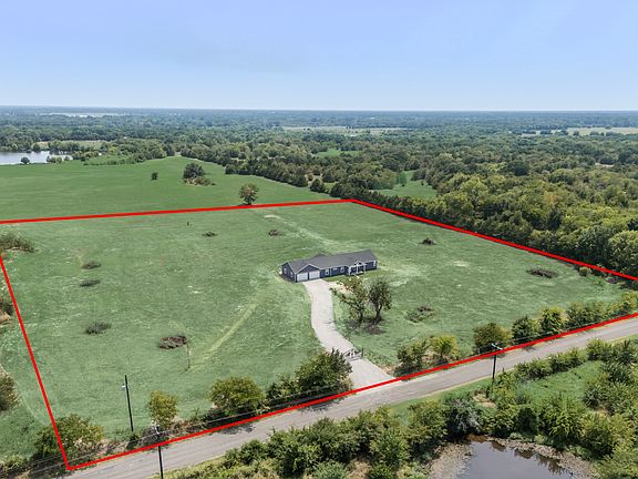 2nd image of 285 County Road 1120