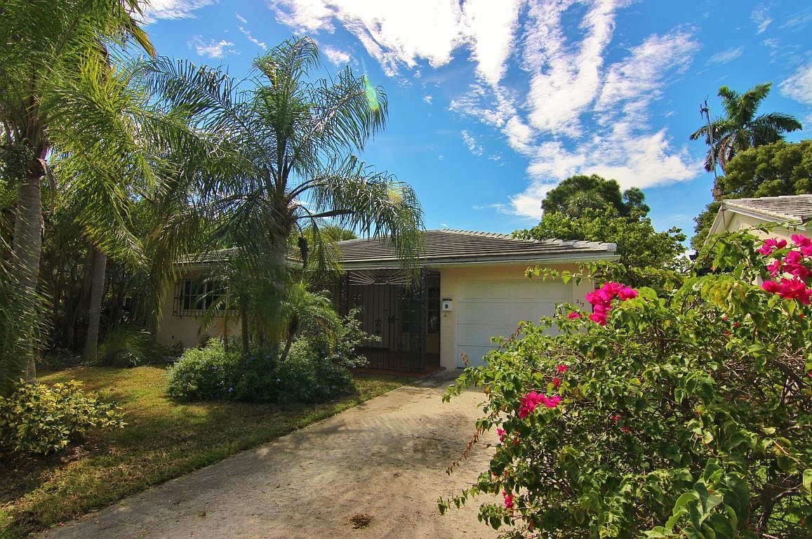 217 N Palmway, Lake Worth, FL 33460 Zillow