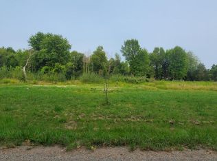 15017 100th Ave, Coopersville, MI 49404