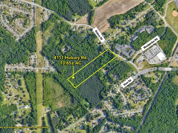 4111 Hickory Rd, South Chesterfield, VA 23803