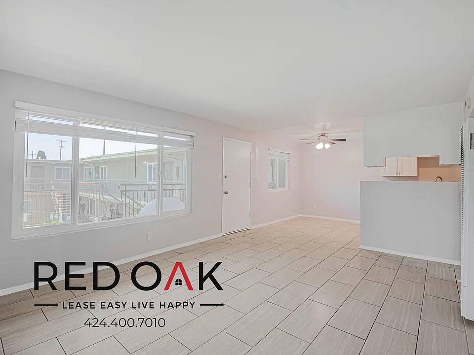 111 W Del Amo Blvd #15