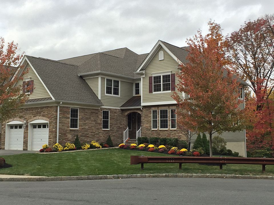 1st image of 32 Donlavage Way #104