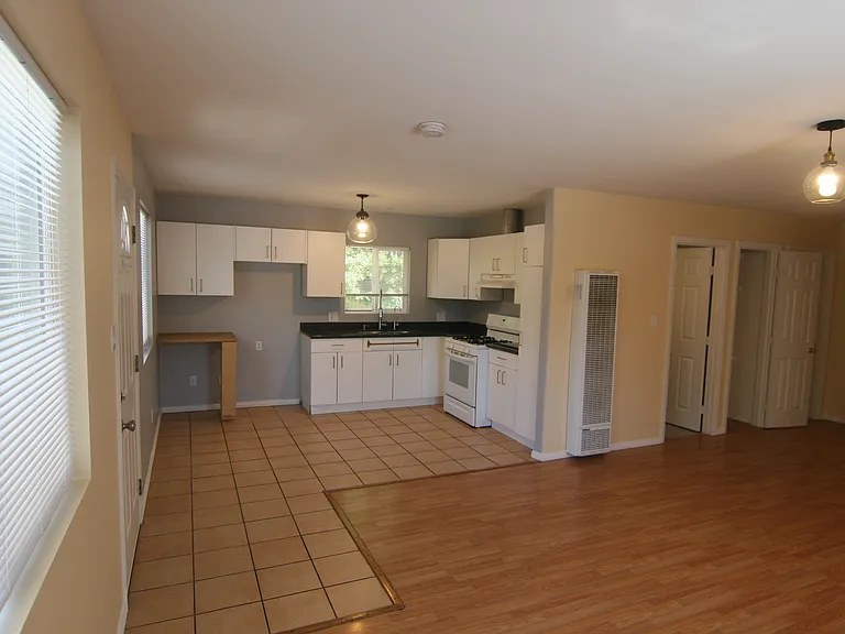 24604 Eshelman Ave — Photo 5