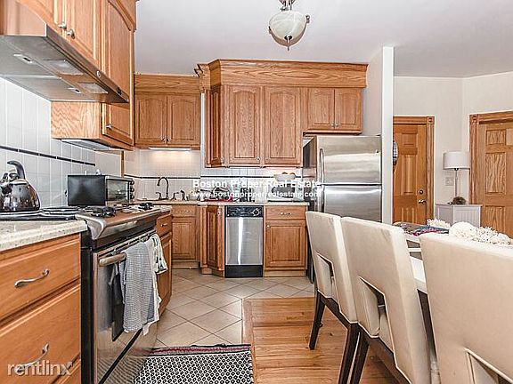 60 Phillips St. #2 Boston - Beacon Hill Unit Photo 2