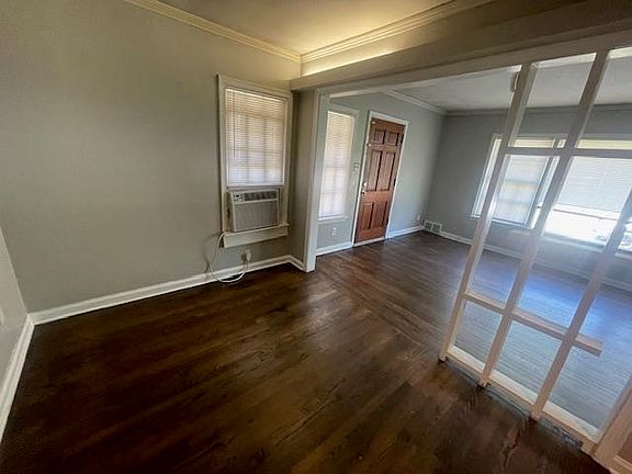 5th image of 758 Waring Rd
