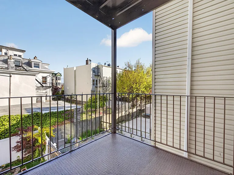 258 Pine St #2R — Photo 25