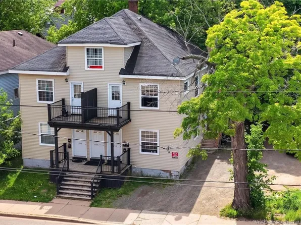 260 Robinson St, Moncton, NB E1C 5C8