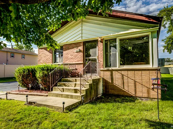 5432 163rd St, Oak Forest, IL 60452