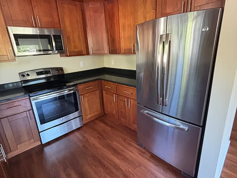 825 Menlo Ave #F — Photo 13