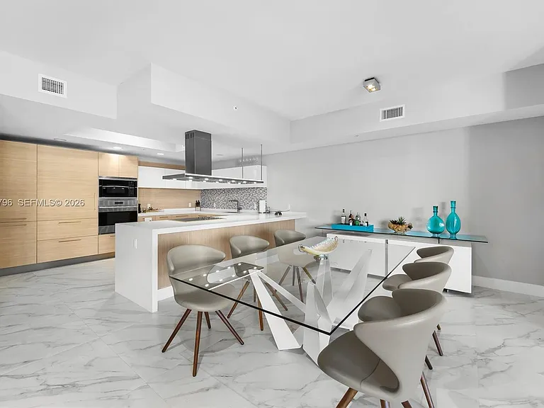 17111 Biscayne Blvd #307 — Photo 8