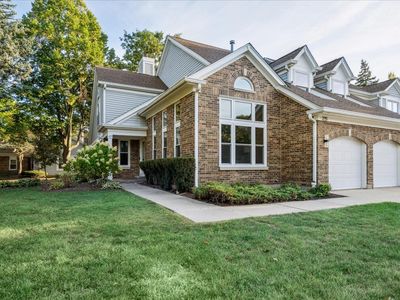 215 Willow Pkwy, Buffalo Grove, IL, 60089